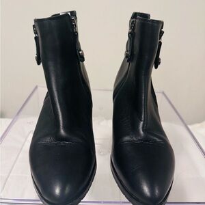 Fabianelli Black Leather Ankle Boots